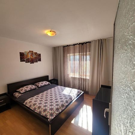 Alia Apartment Oradea Exterior photo